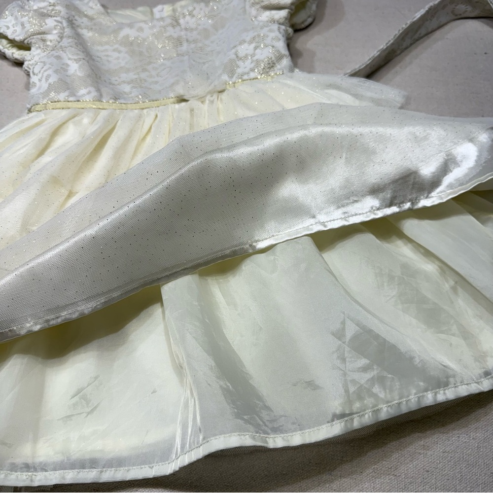 Cream/Ivory Girls Formal Dress - Size 3T - Lace - Tulle - Glitter - Picture 7 of 10